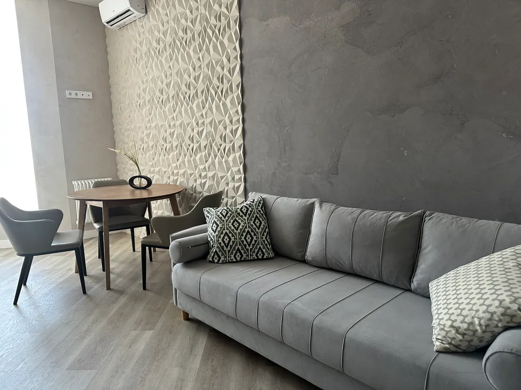 Просторная современная квартира