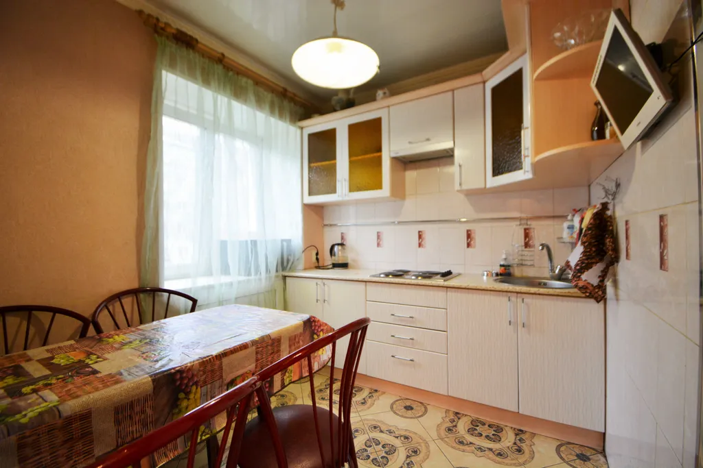 Двухкомнатная квартира в центре недалеко от авто и ж/д вокзала