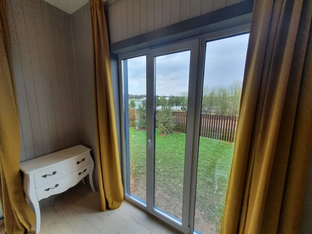 Дом у озера