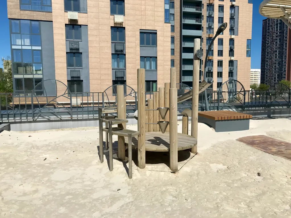 Новая светлая евродвушка бизнес-класса рядом с центром города