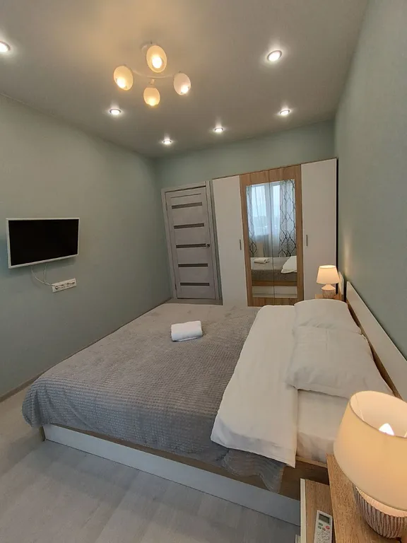 Просторная 2-комнатная квартира в 10 минутах от ЖД Вокзала