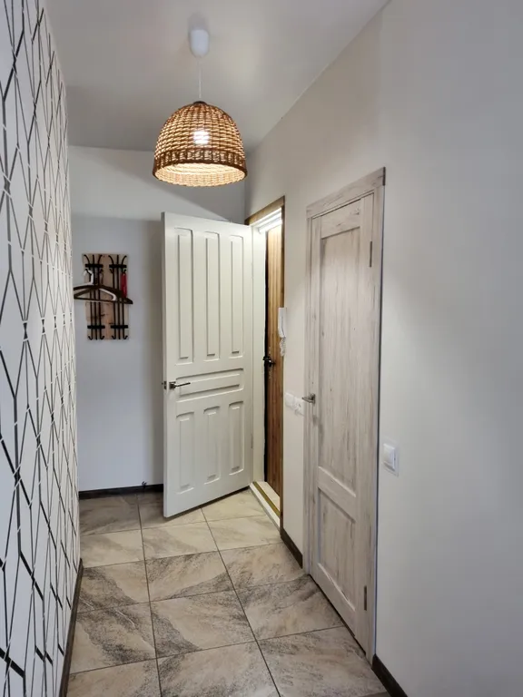 Большая 2-комнатная квартира в центре города с зонами для  фотографий