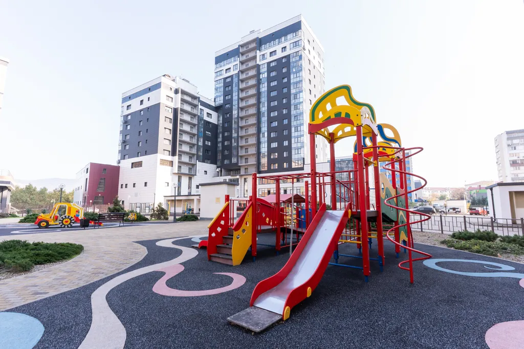 Парус Центральный пляж