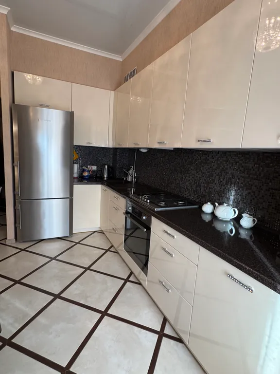 Уютная просторная квартира в центре курортного города