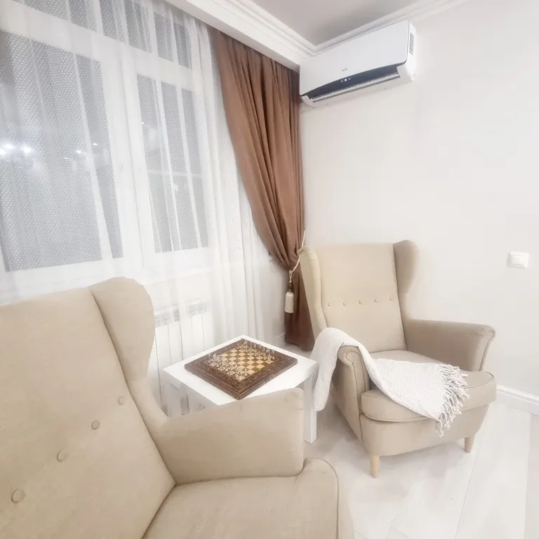 2-х комнатная квартира в центре