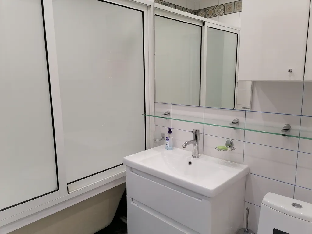 Апартамент с видом на храм Александра Невского