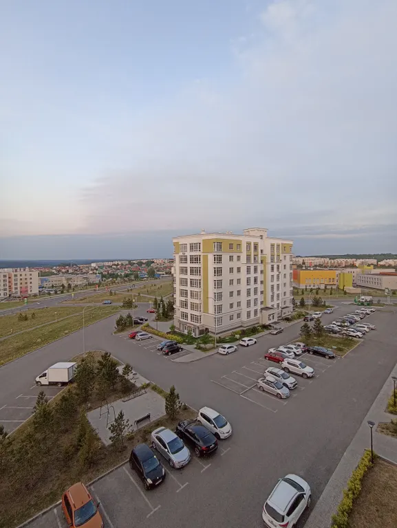 Стильная современная студия с дизайнерским ремонтом