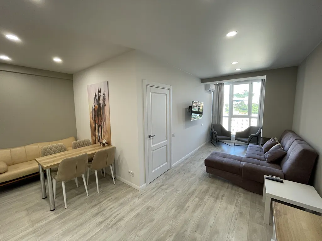 Приватная квартира в доме бизнес-класса с панорамной крышей