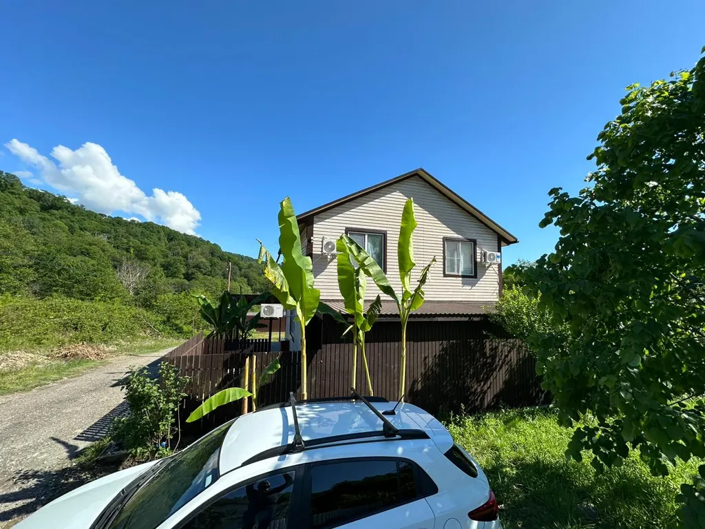 Дом у Дольмена