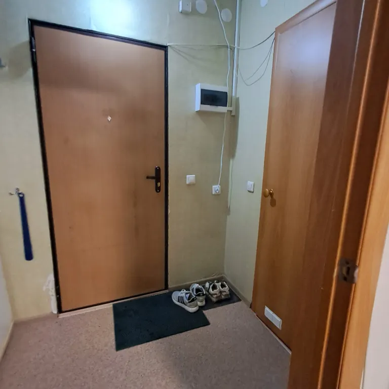 Уютная квартира-студия, с косметическим ремонтом в новом доме