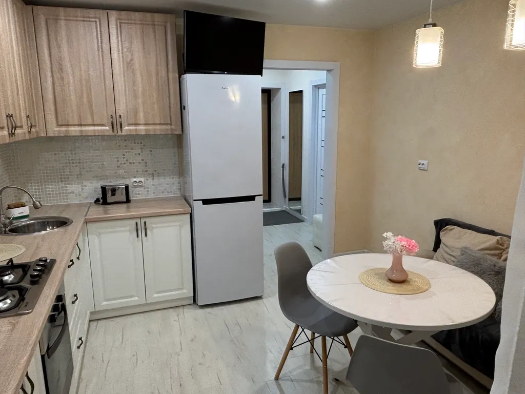 Уютная квартира рядом с торгово-развлекательным центром