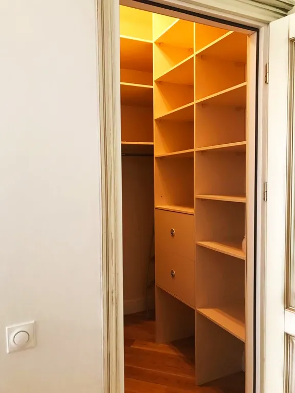 Квартира 3-комнатная Квартира — Москва