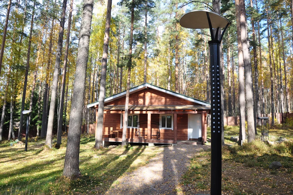 Коттедж Коттедж из клееного бруса прямо среди соснового леса — Мичуринское