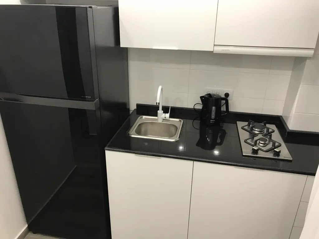 Квартир в старом Батуми, в районе Драматического театра, с большим балконом