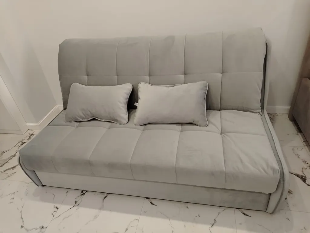 Новая студия с видом на горную реку и лес