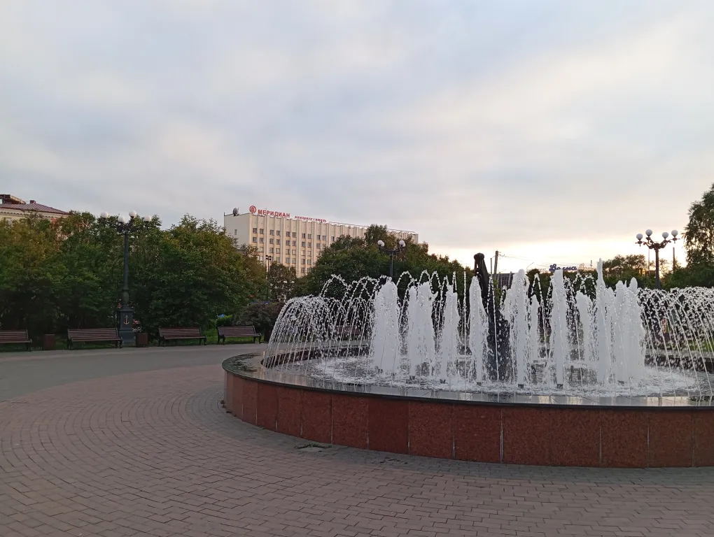 Квартира Уютная, бюджетная 2-комнатная квартира в центре города, с 2 спальнями — Мурманск