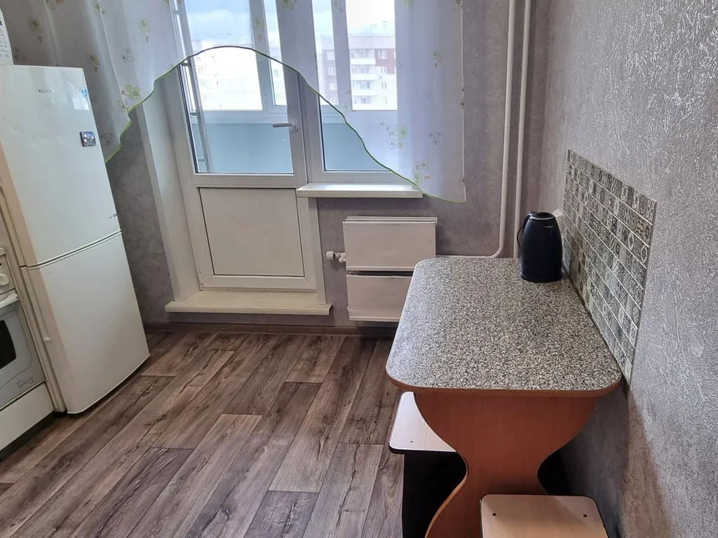 Квартира Светлая однокомнатная квартира для комфортного размещения — Красноярск