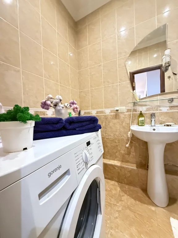 Шикарная квартира с водой в Новострое Панфилова Больница Вишневского