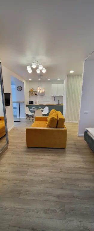 Апартаменты в самом центре рядом с вокзалом с охраняемой парковкой