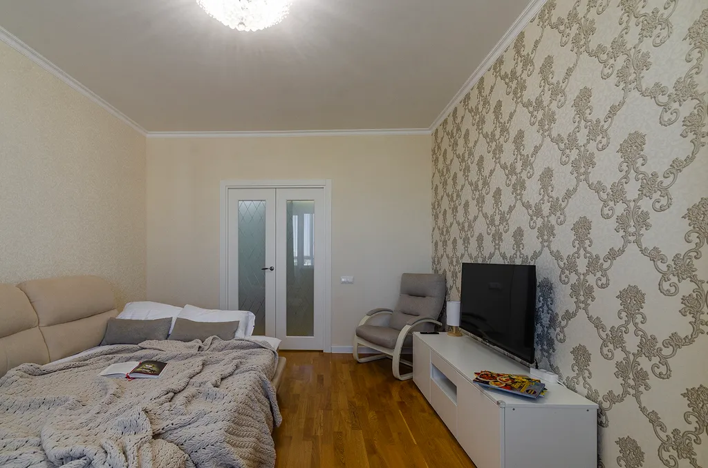 2 комнатная на центральной набережной Залива