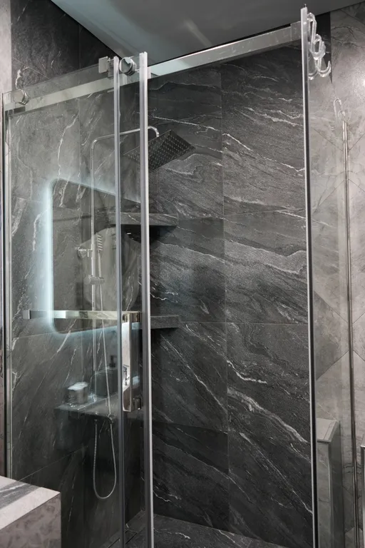 Студия Sea с балконом и боковым видом на море