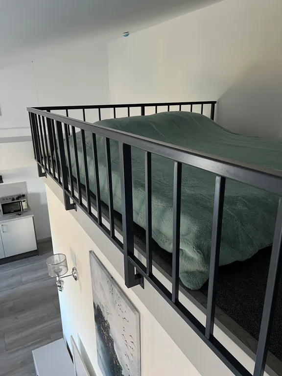 Студия с видом на море