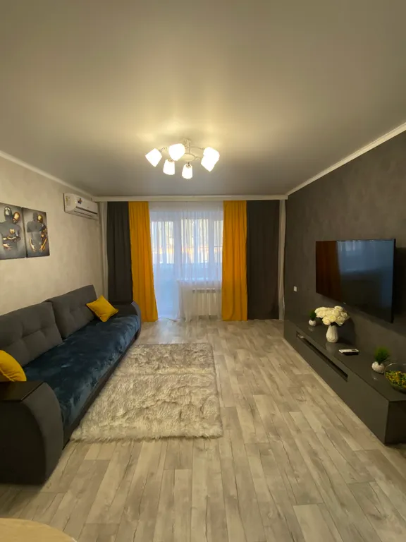 Уютная семейная квартира в центре города — аренда посуточно в Россошь