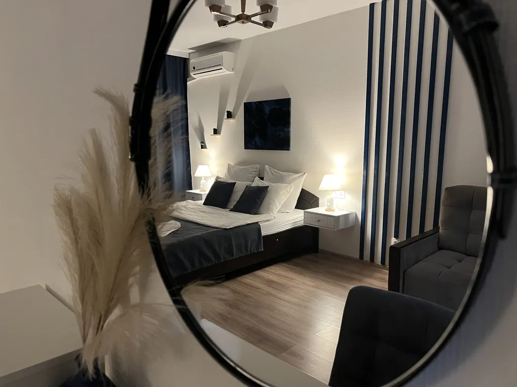 Апартаменты возле ТРЦ Тау