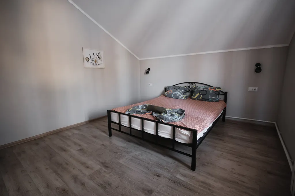 Коттедж на берегу озера