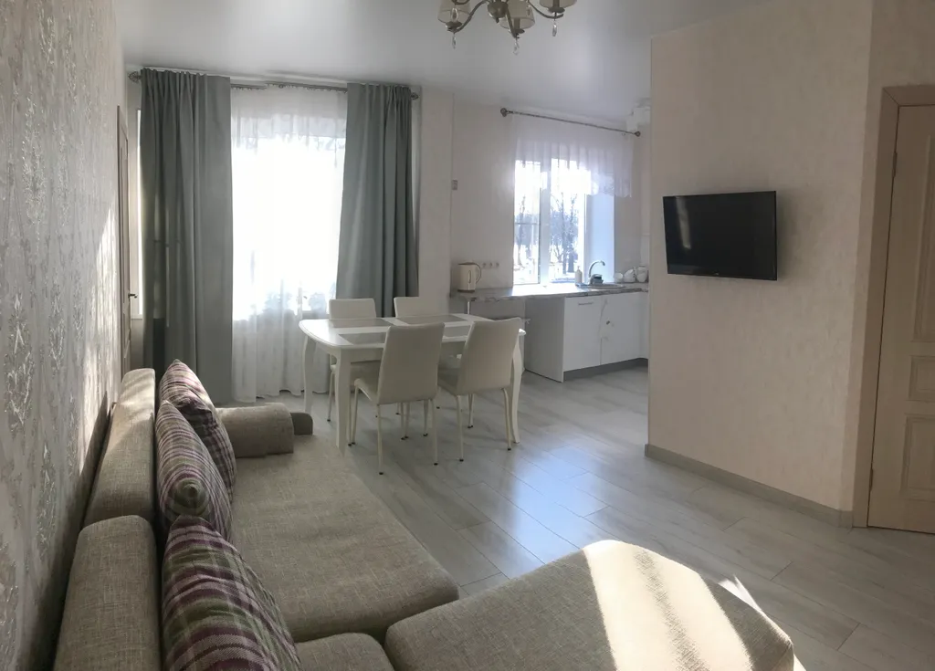 Уютная квартира в историческом центре города с видом на реку