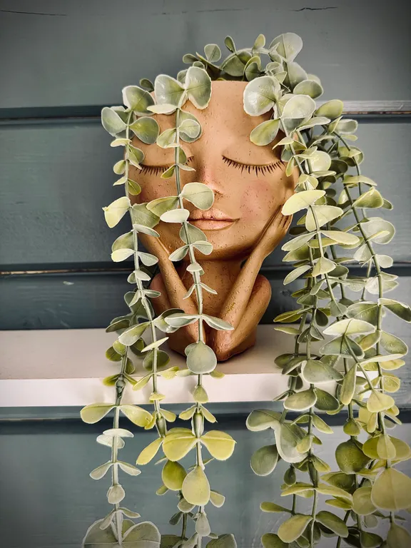 Дом A-frame с баней и джакузи под открытым небом в сосновом лесу