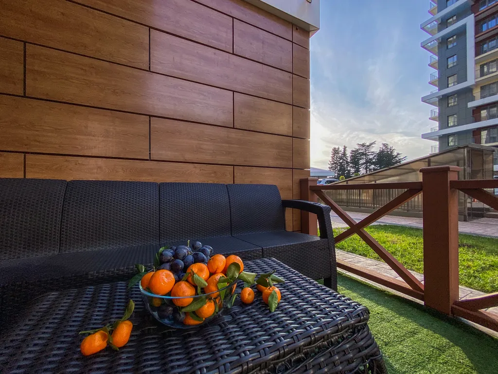 Дизайнерская студия с верандой