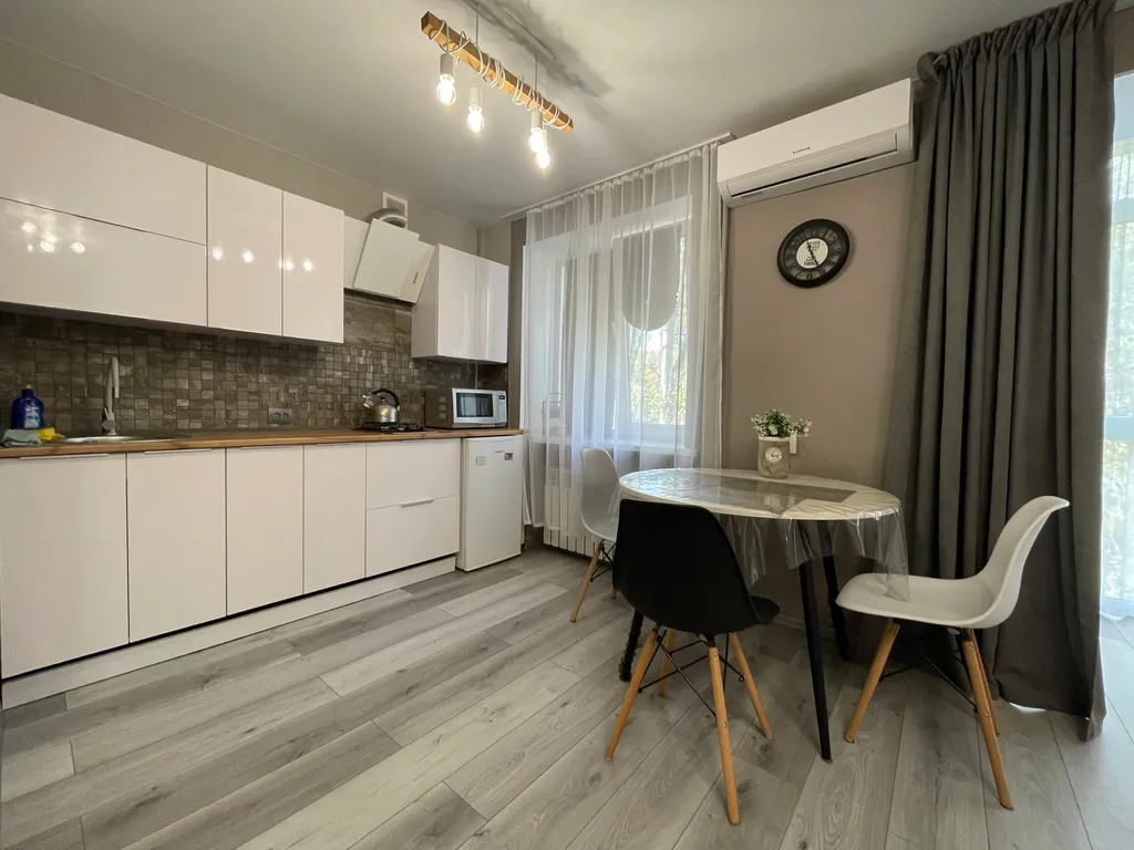 Уютная квартира-студия в центре Бердянска возле набережной