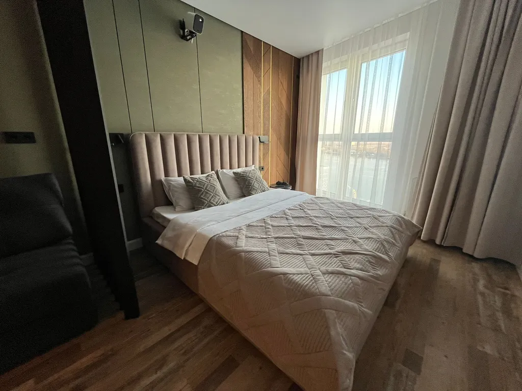 Видовые апартаменты с проектором и PS4 на 17-м этаже