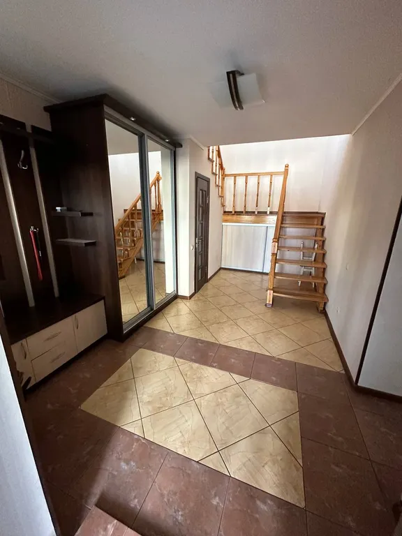 Уютный таунхаус в городской черте