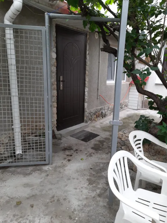 Квартира 2-комнатная Квартира — Евпатория