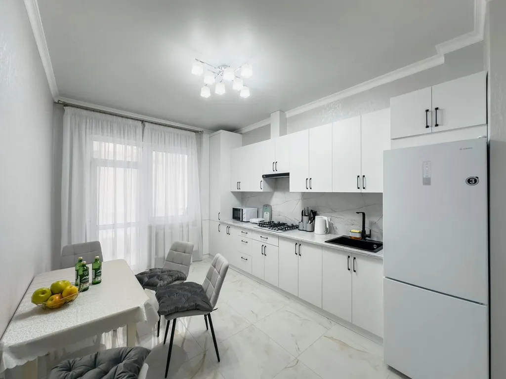 Lunacharsky apartments 4