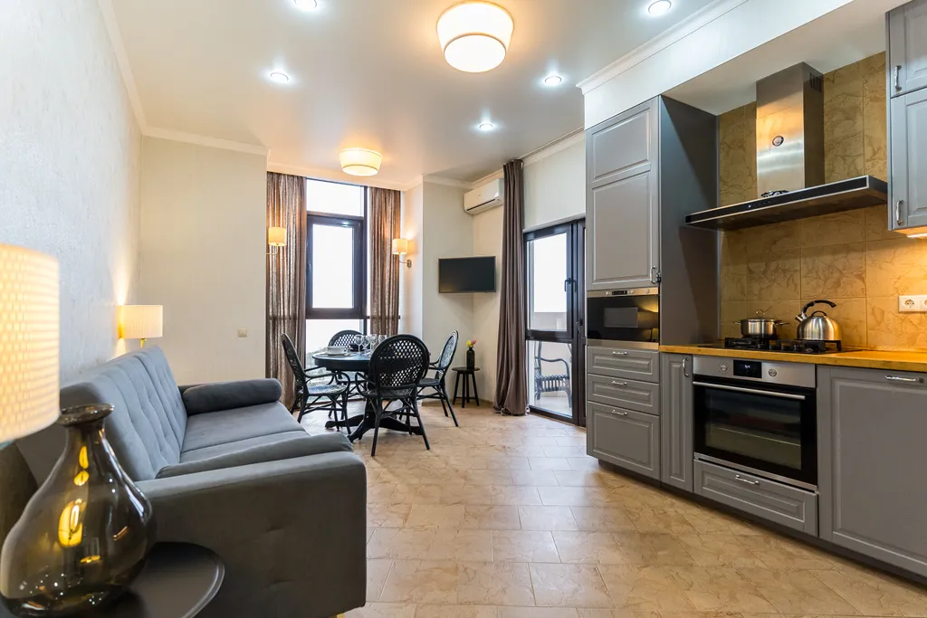 Квартира Квартира Премиальная кваpтиpa c видом на морe и гоpы, жк aльбaтpос — Геленджик