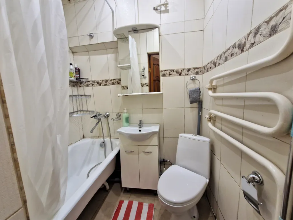 2-х комнатная квартира на Оранжерейной с 5 раздельными местами