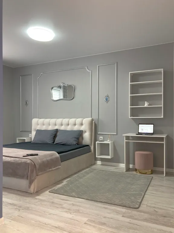 Квартира Уютная студия с большой панорамной лоджией — аренда посуточно в Гродно