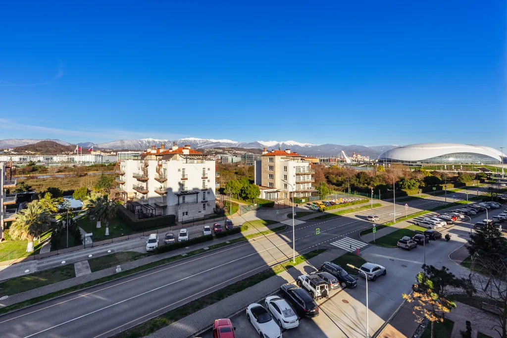 Большая квартира у моря с видом на горы