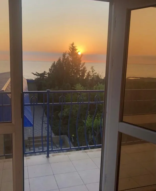 Уютный дом для отдыха на берегу