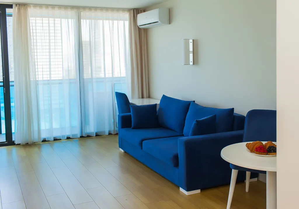 Orbi city view 14-13