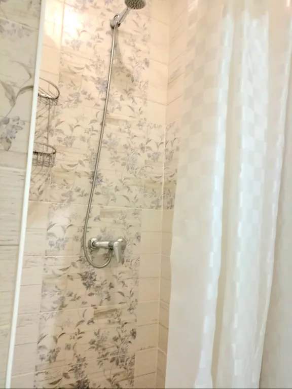 Стильный апартамент на четверых у моря