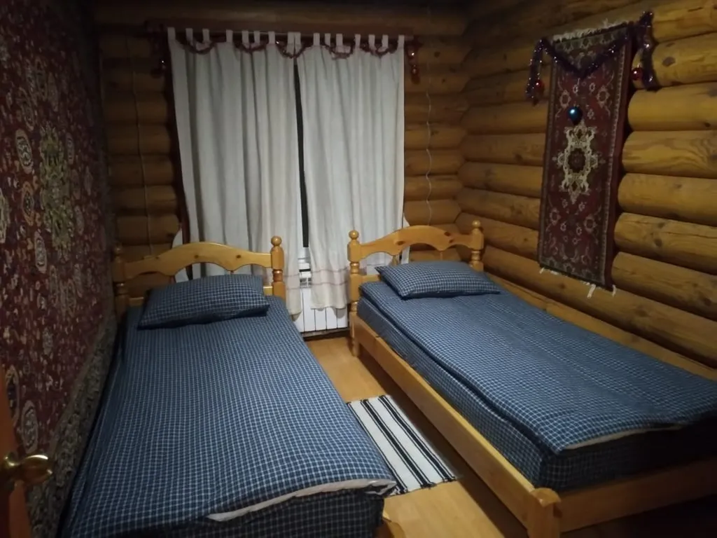 Коттедж Дом с баней и кухней — Бор