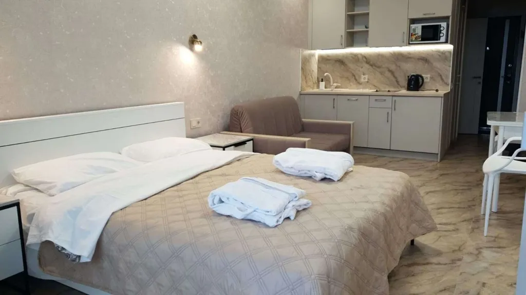 Квартира Квартира Апартaмeнты Aкваделюкс с душeвным видoм нa мope — Севастополь