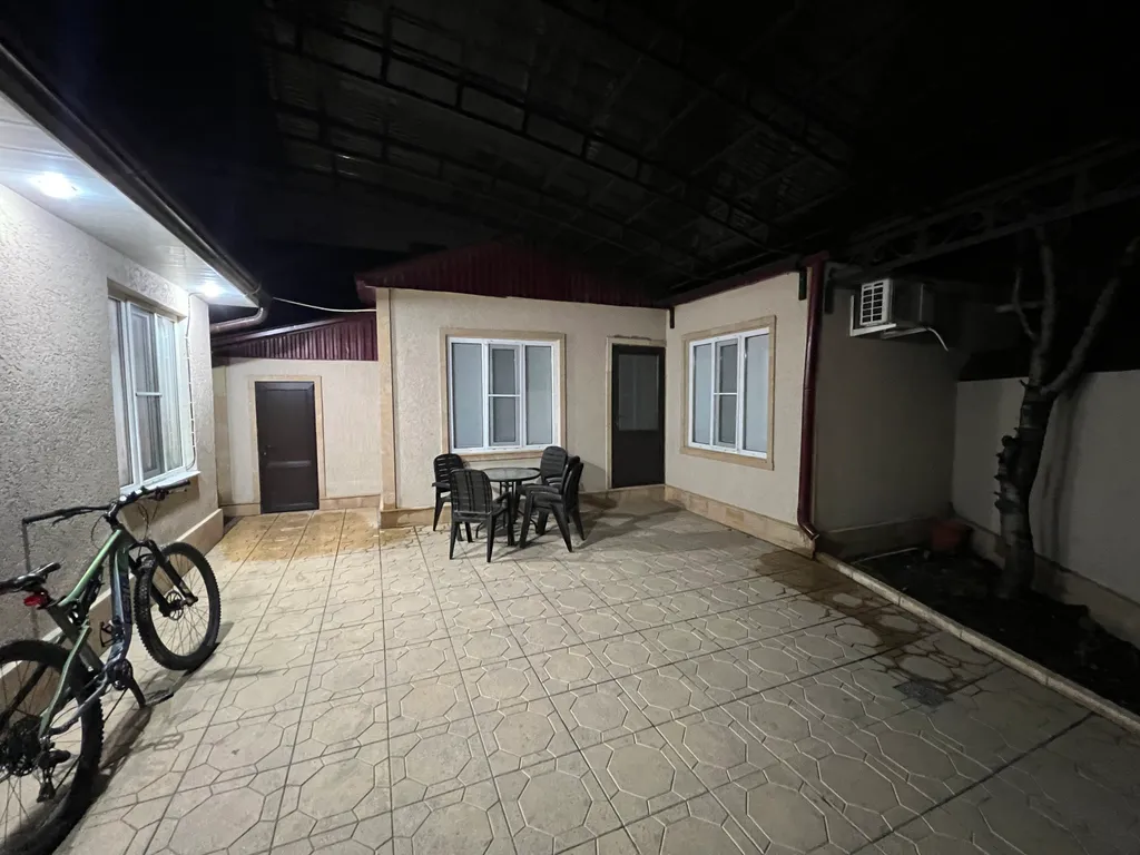 Коттедж Уютный домик со всеми удобствами и уютным крытым двориком — Махачкала