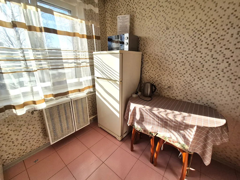 Двухкомнатная хорошая квартира в центре города