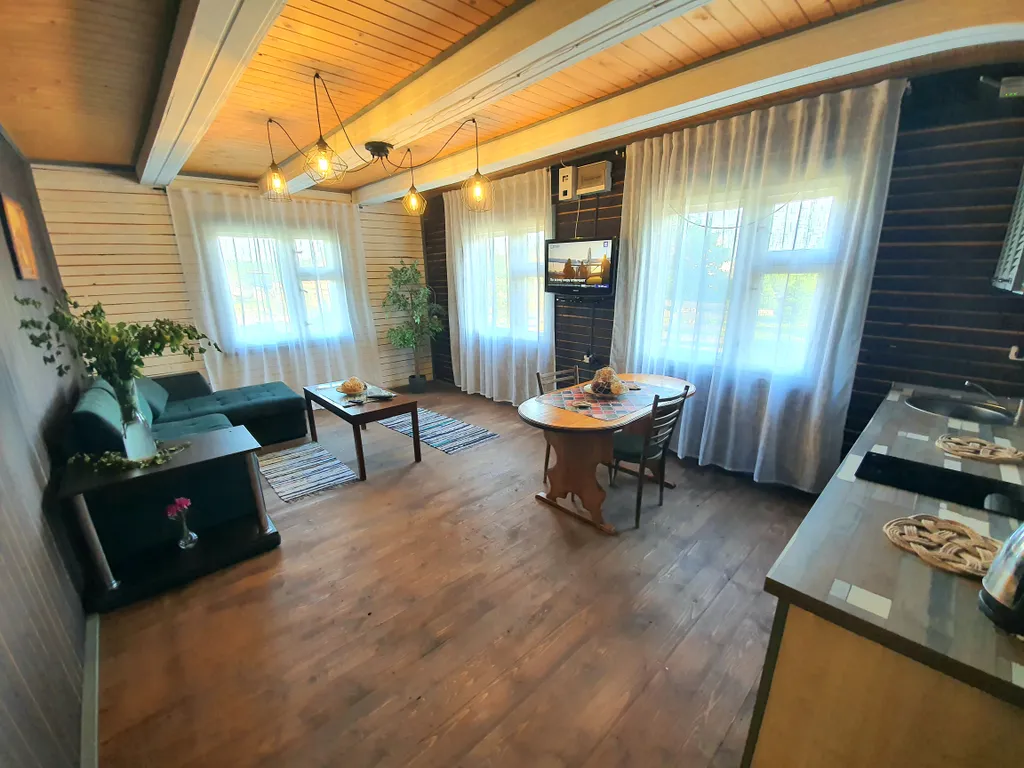 Дом у озера