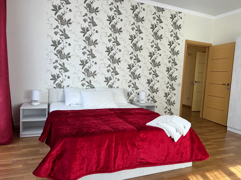 Уютный дом с бассейном